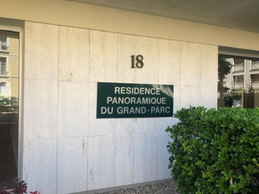 Nice Flat St Germain En Laye Centre 30 Minutes To Paris Saint-Germain-en-Laye Esterno foto